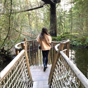 Meet your Posher, Nina